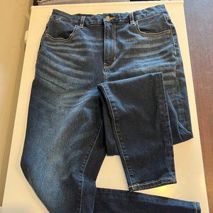 Flattering American Eagle Curvy Highest Rise Jegging (Size 14) - Dark Wash